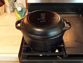 cooking, pots, pans, cooper pots, cast iron pots, sustainable, sustainable living, healthy cooking, cooking surfaces, going true green